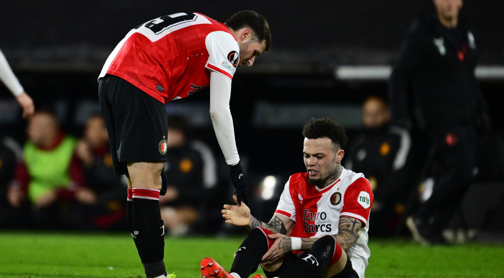 Feyenoord behoudt kans op achtste finales van de Europa League na gelijkspel